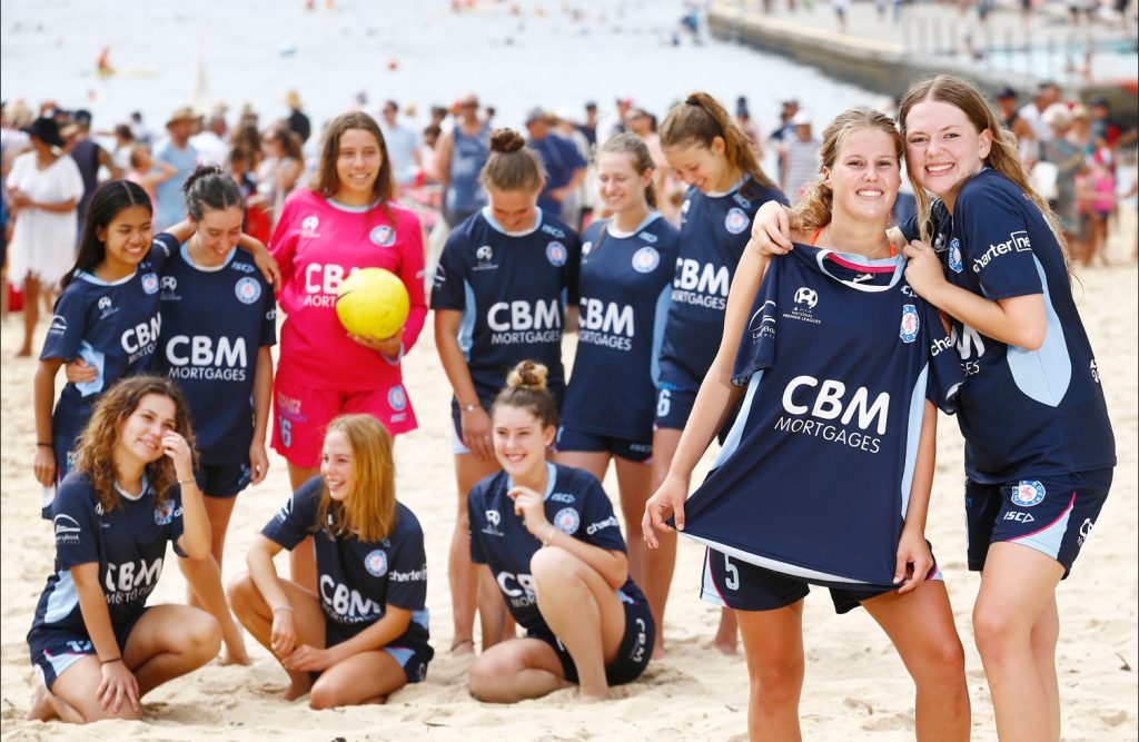 Dunbar beach girls crop